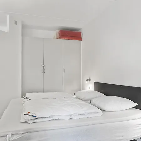 Lejlighed 2 Bedroom Stunning In